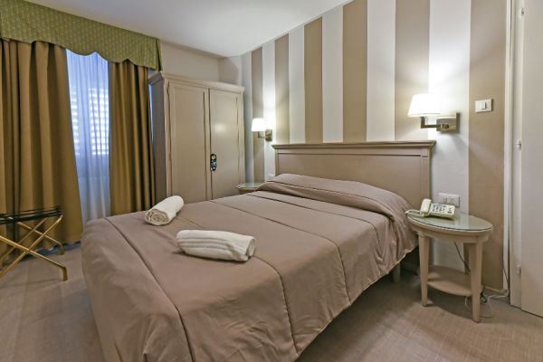Camere