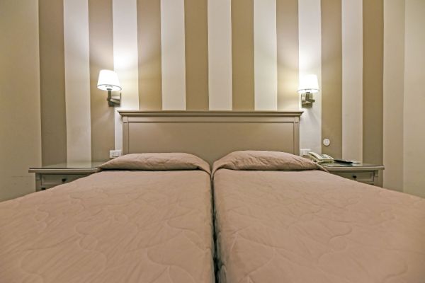 Camere