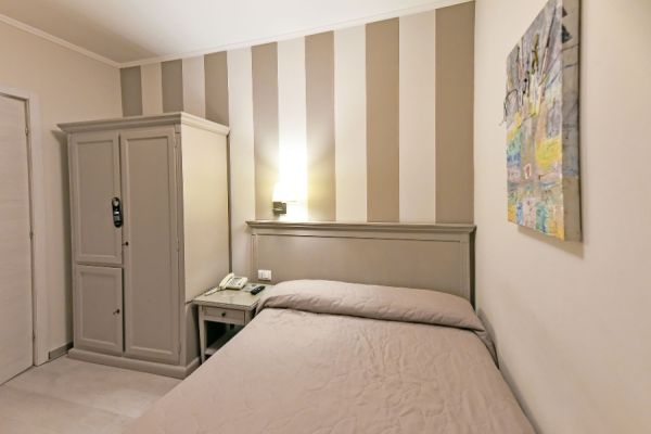 Camere